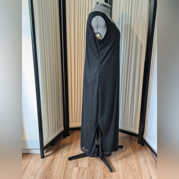 Vintage 90's, Studio Femme, black, stretchy, sleeveless dress. - Picture 4 of 9